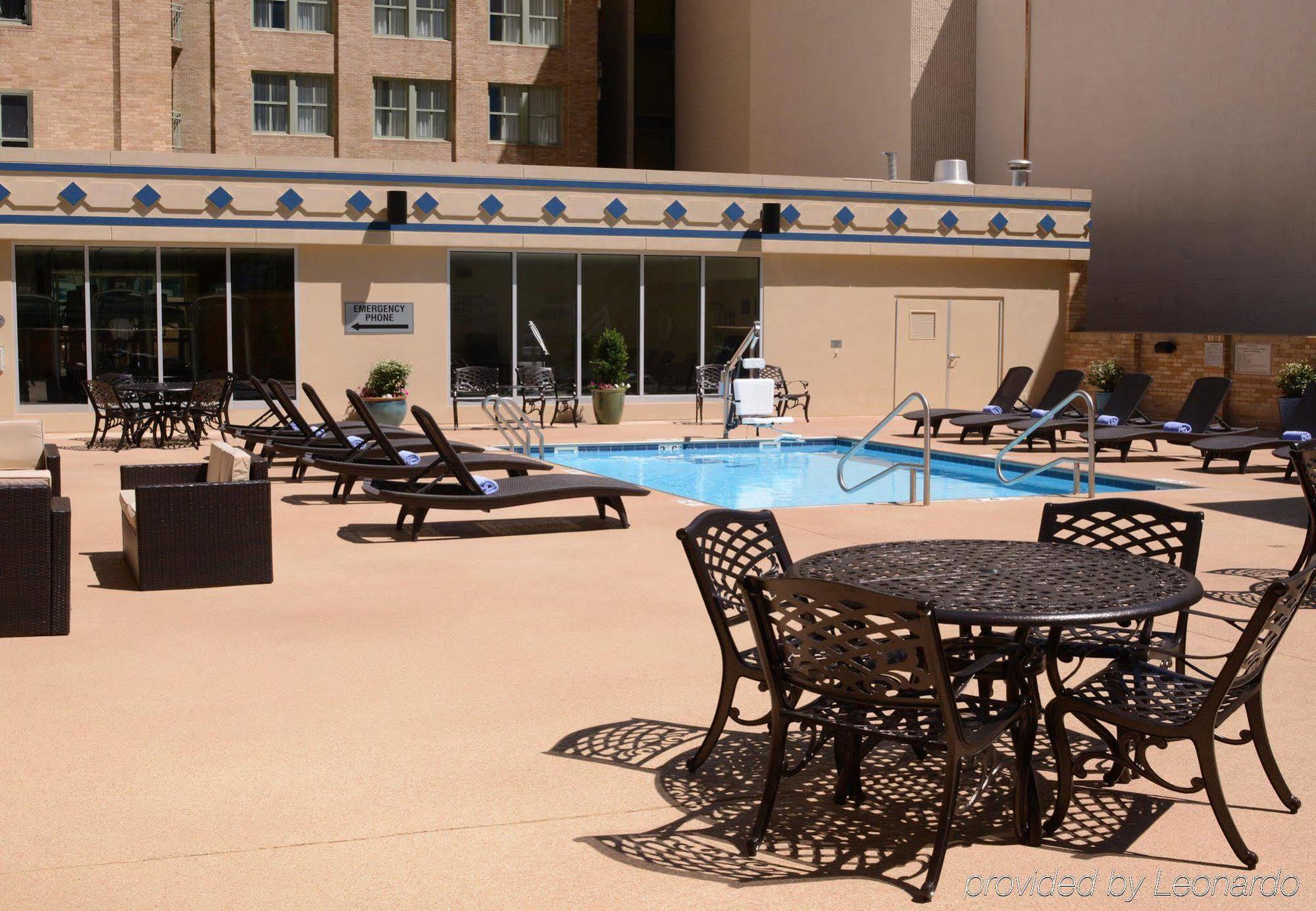 Courtyard Fort Worth Downtown/Blackstone Exterior foto